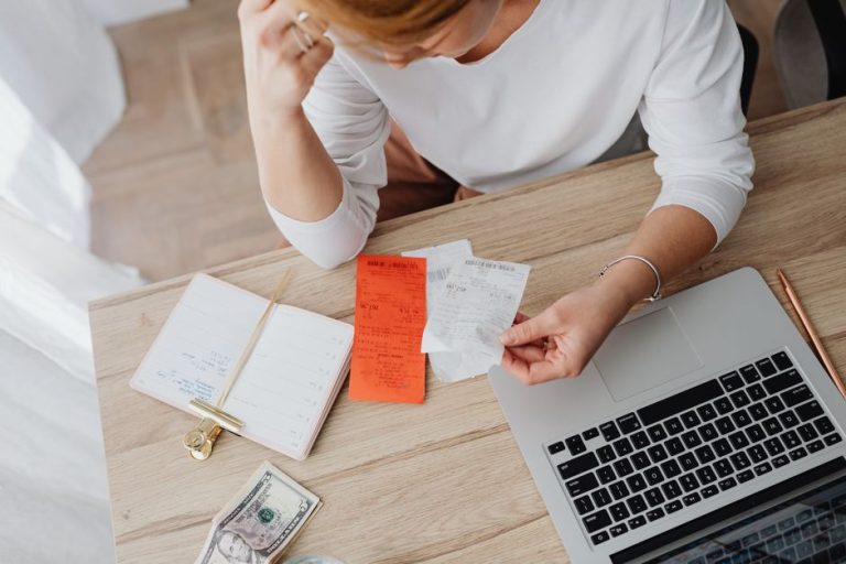Chasing 4% APY: How to Spot the Best High‑Yield Savings Rates Today